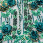 敏感な水溶性の花のレースの生地の刺繍はウェディング ドレスのための材料をひもで締める